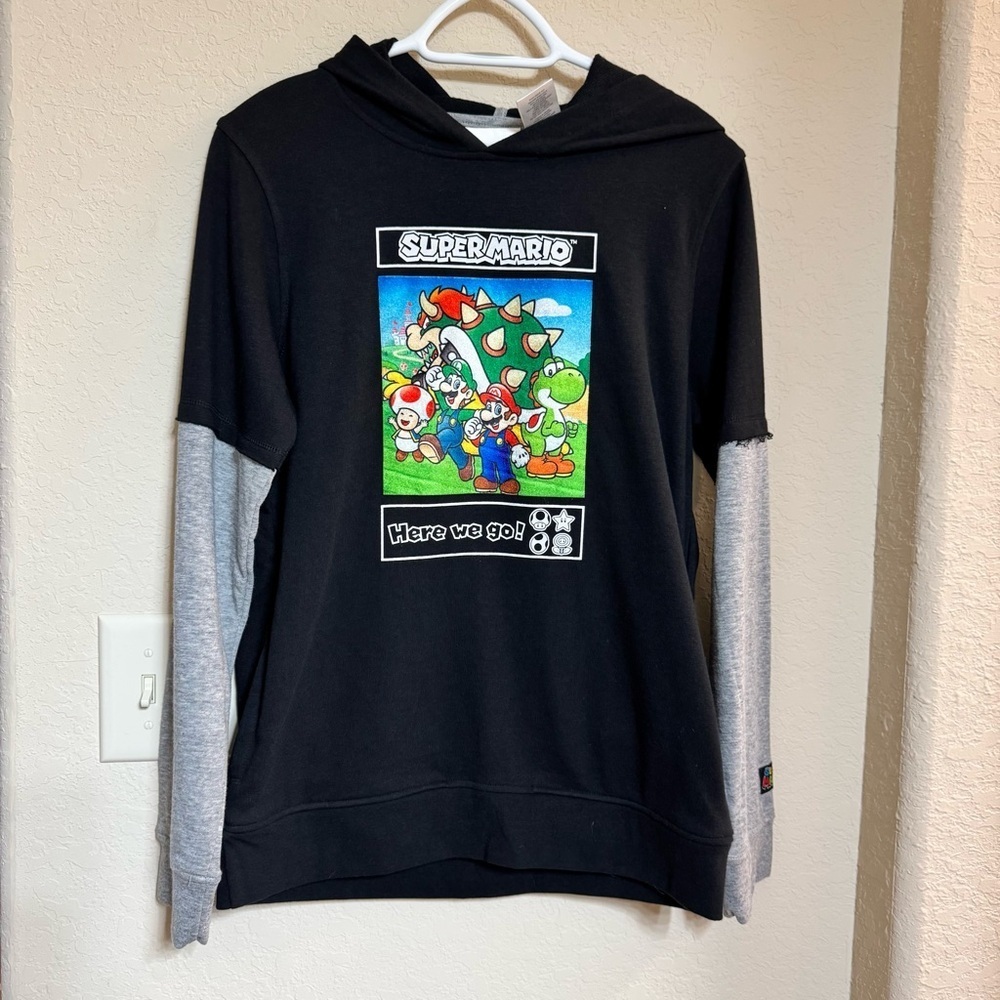 Super Mario Hoodie Youth Boys XXL (18) Stretch Graphic Print Pullover Black
